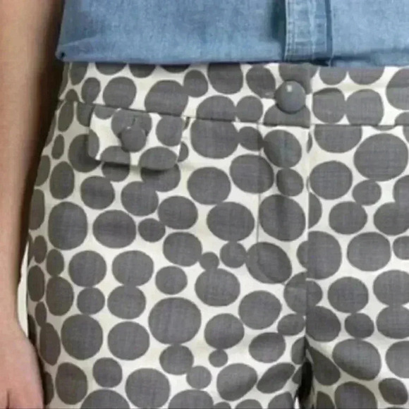 J. Crew Womens Jubilee Shorts Gray Ivory Deco Dots Polka Dot Cotton Twill Size 2 - Picture 2 of 9